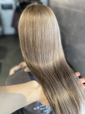 《三宅悠斗》ミルクティーカラー/ブリーチ/大宮