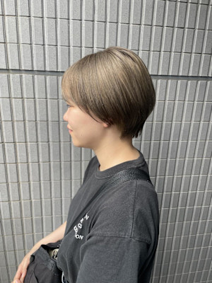 中明度カラー/ケアブリーチ/ミルクティーベージュ