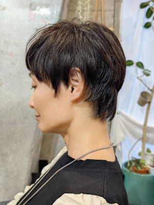 クールで大人っぽいハンサムショート