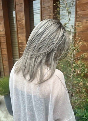 ホワイトブロンド