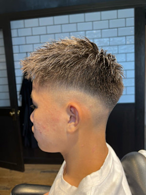 真法院×barberスタイル