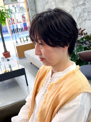 大人女性マッシュショート