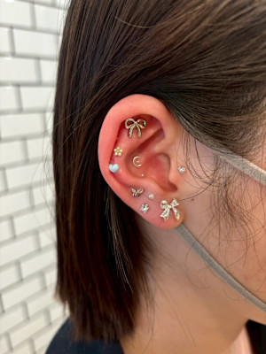 耳ツボジュエリー20代30代40代50代髪質改善白髪染め