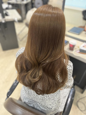 Mako モカベージュ 似合わせ 透明感 ブリーチなし 艶髪