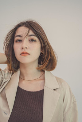 ミディアムボブ