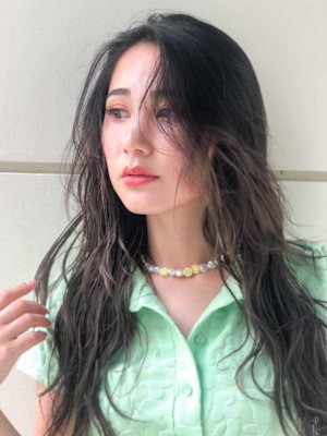 ロングパーマスタイル