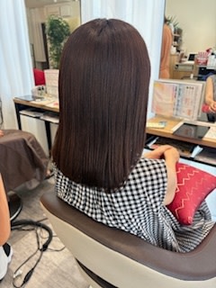 【秋カラー】ピンクブラウ×ナチュラルストレートスタイル