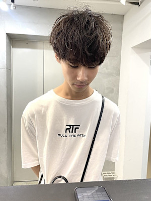 メンズサロン tRe hair 京都烏丸店×スタイル