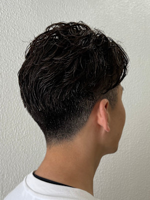 ビジネスマン向けの爽やかなスタイル