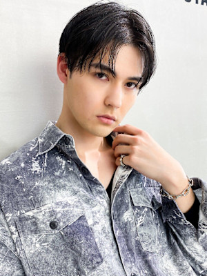 L men's 渋谷 メンズカット眉毛メンズ パーマニュア