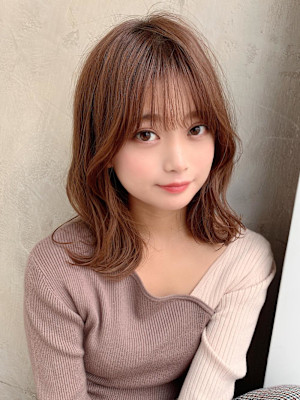 30代40代に人気後れ毛がかわいいくびれヘアシャギーレイヤー