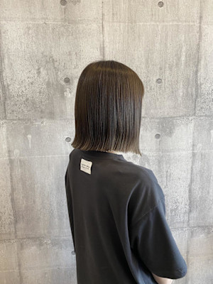 オリーブベージュ×BOB《ARCH CHIAKI》