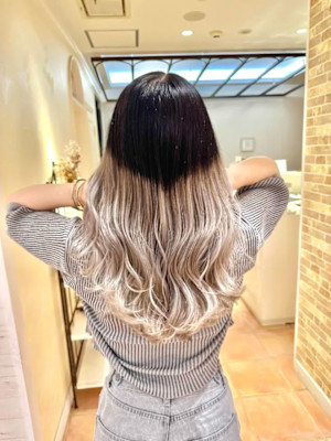 【HIROHUMI】ブリーチでダークグレージュ