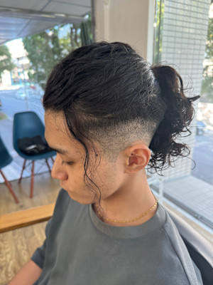 スパイラルパーマ/フェード/マンバン