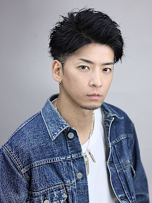 大人短髪パーマ