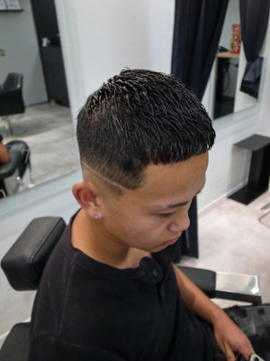 バーバークロップスキンフェードラインアート/渋谷