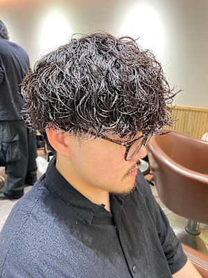 メンズマッシュツイスパ波巻きパーマ