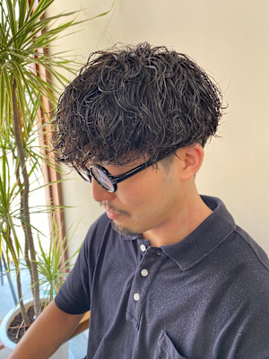 ツイストスパイラル無造作パーマ無造作マッシュ大人マッシュ