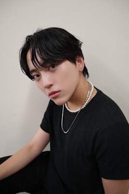 センターパートニュアンスパーマ毛流れセンターパート