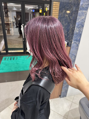 大人かわいいペールピンク