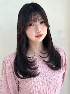 レイヤーカット/セミロング/ベージュ/縮毛矯正/前髪カット