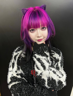 セクションカラー　デザインカラー　ケアブリーチ　原宿/表参道