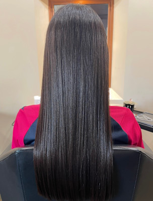 【学生さんにおすすめ！モテ髪ストレート！】ナチュラル縮毛矯正