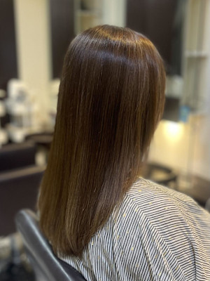 ツヤツヤの縮毛矯正