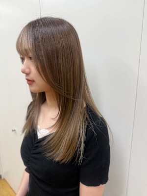 インナーカラー×フェイスフレーミング