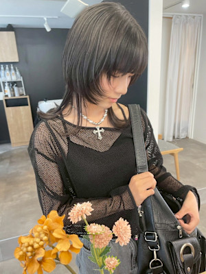 ロングレイヤーウルフカット＊艶髪ダークカラーアッシュグレー