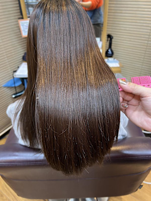 縮毛矯正で扱いやすい髪へ