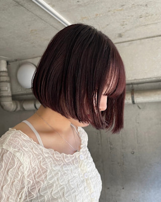 こっくりピンクブラウンパツッとボブ