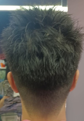 刈り上げスタイル