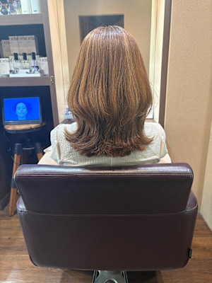 髪質改善でツヤ感レイヤースタイル！