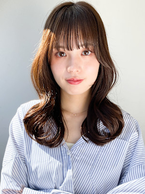 韓国風レイヤーカット◎秋色暖色カラーくびれヘア小顔20代