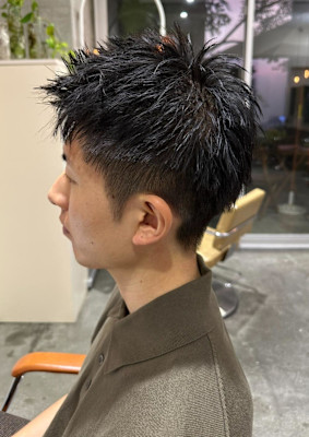 刈り上げアップバング