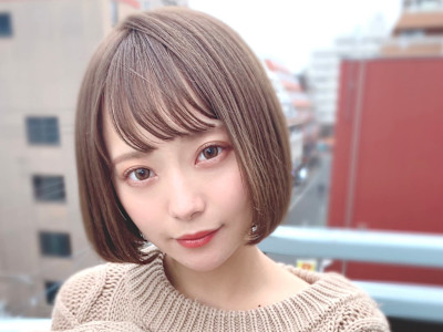 ショートボブ