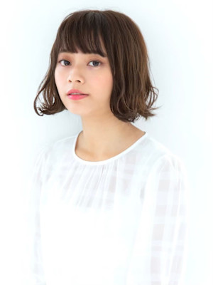外はねふんわりボブ