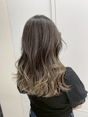 髪質改善/イルミナカラー／アディクシーカラー/ホワイトグレー