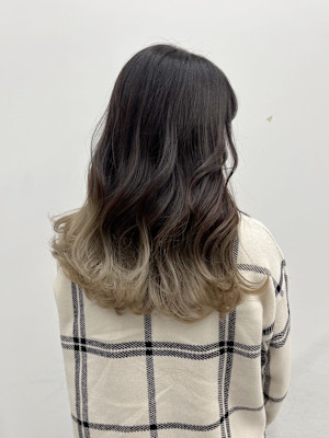 髪質改善/イルミナカラー／アディクシーカラー/ホワイトグレー