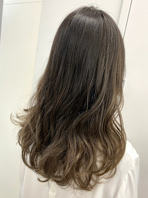 カット/カラー/トリートメント/ブリーチ