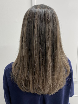 カット/カラー/トリートメント/ブリーチ