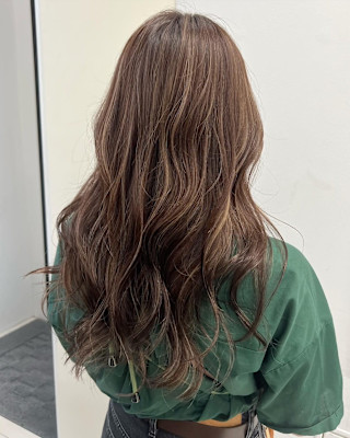 カット/カラー/トリートメント/縮毛矯正