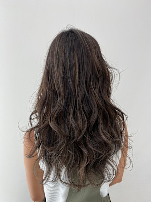 カット/カラー/トリートメント/ブリーチ/池袋美容院