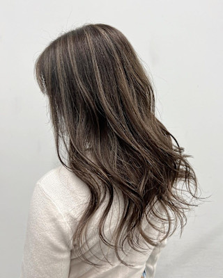 グレーベージュ ニュアンスカラー ミルクティーピンク ブルー