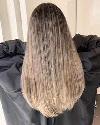 エアタッチミルクホワイト