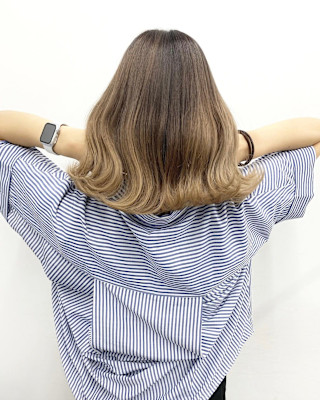 グラデーションイエローベージュ