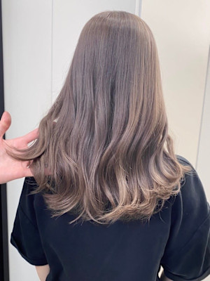 ミルクティーグレージュスタイル