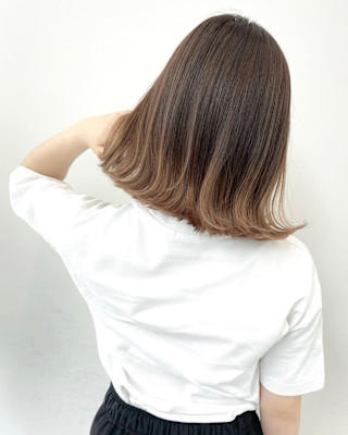 エアタッチミルクティーベージュボブスタイル