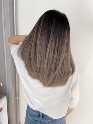 バレイヤージュミルクティーベージュ